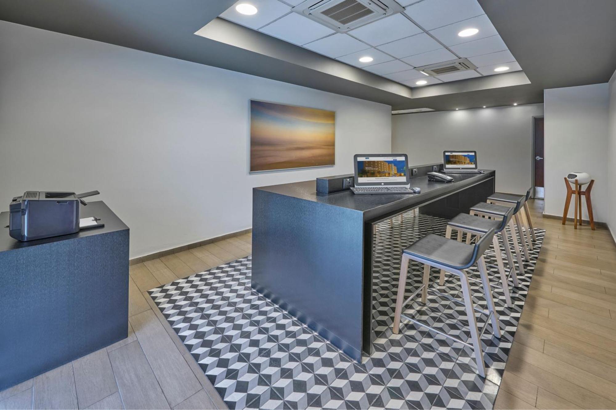 City Express Plus By Marriott Ciudad De Mexico Periferico Sur Tlalpan Экстерьер фото